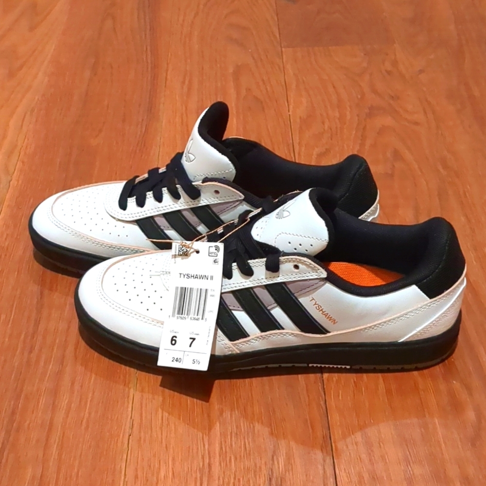 NWT Adidas Tyshawn II Shoes